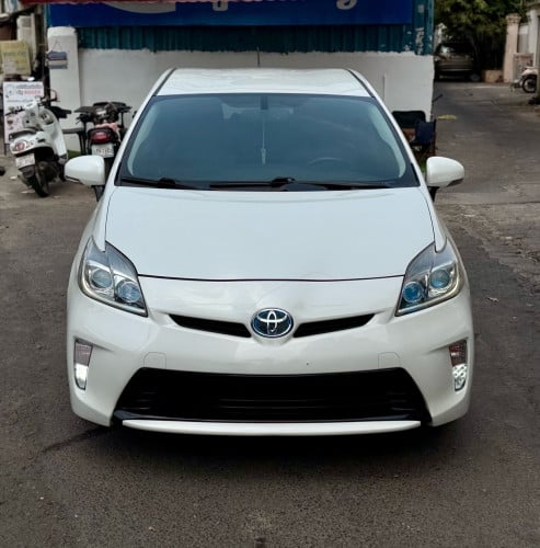 2014 Prius option4