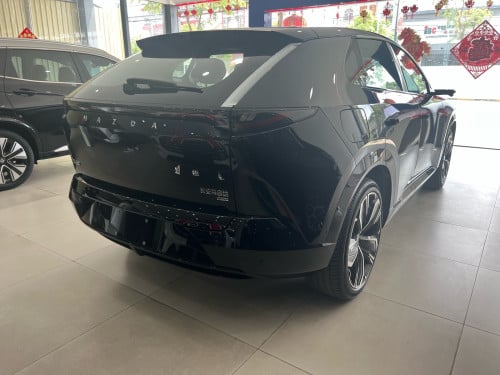 2025 Ｍzida EZ-60