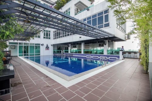 2Bedroom Swimming Pool Serviced Apartment with Steam Sauna for rent in BKK3