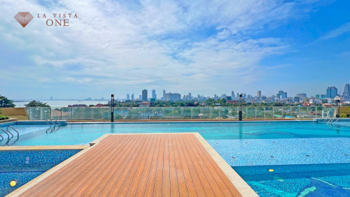 3 bedrooms one unit left/ 3 បន្ទប់គេង 1 unit ចុងក្រោយ