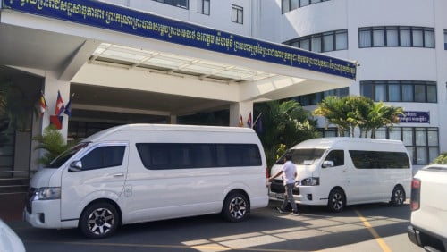 Alphard.010.020. Haice.019.020. H1.020. Bus