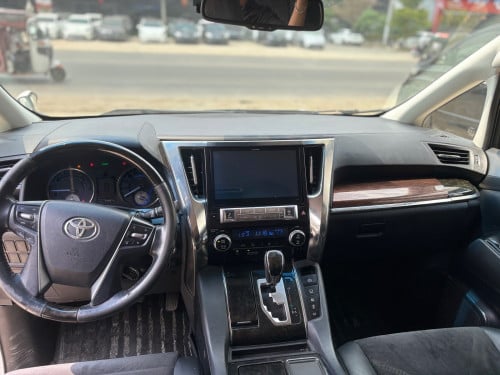 ALPHARD 2015 តម្លៃពិសេស