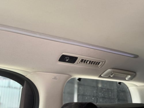 ALPHARD 2015 តម្លៃពិសេស
