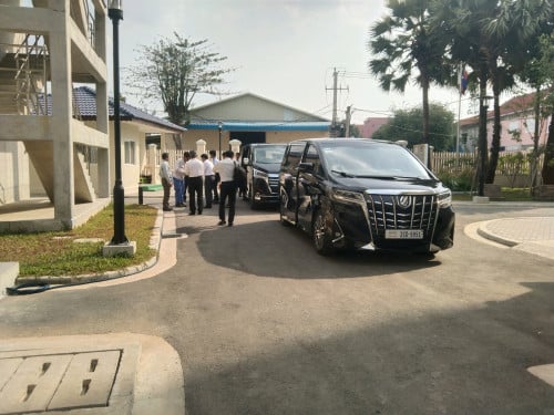 Alphard. Haice. H1. Bus.