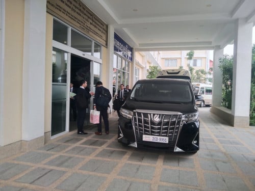Alphard. Haice. H1. Bus.