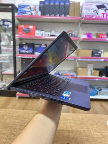 ASUS Expertbook