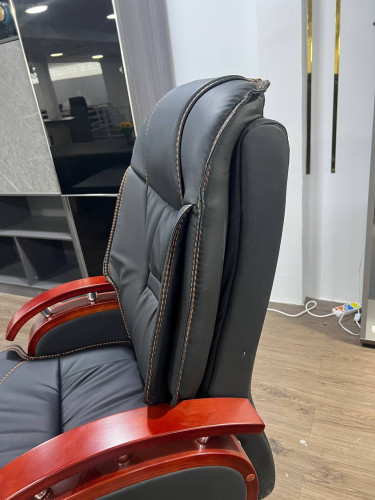 Boss Premium Chair