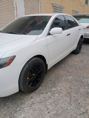 Camry07 ពណ៌សរ ឡានស្អាតធត់បុកអត់ប៉ះ ឡានថ្មូី ប៉ុង1