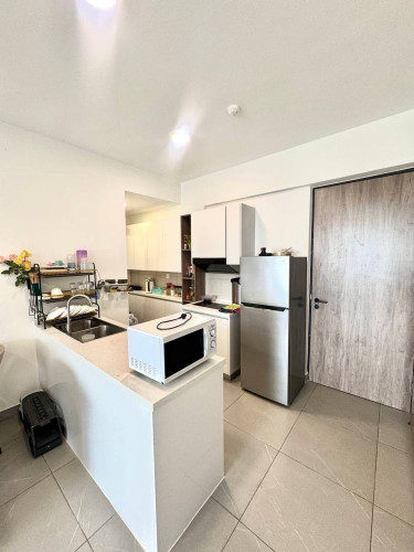 Condo Urban Village available For Rent