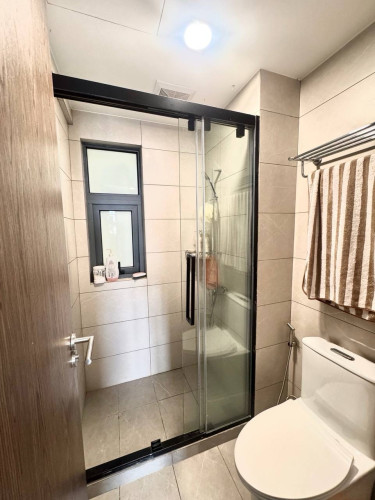 Condo Urban Village available For Rent