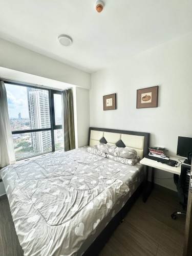 Condo Urban Village available For Rent