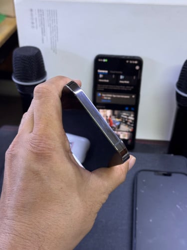 iPhone 12 Pro Max 256G LL/A 97% ធ្លាប់ប្តូរថ្ម និង Camera ក្រោយ