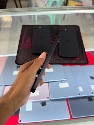 iPhone 16E 128G ឡុកសុីម សុីម1 មិនទ្រាប់ទ្រនាប់ 🤩