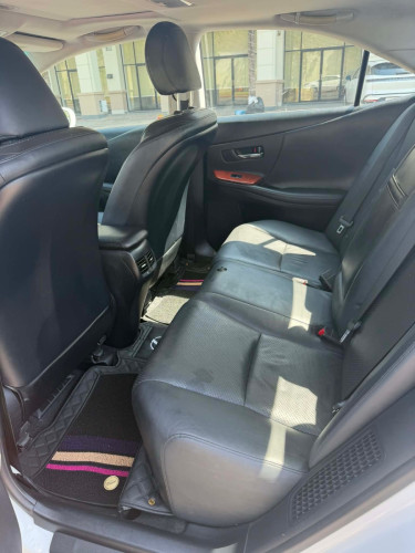 Lexus HS250h year 2010 haft full