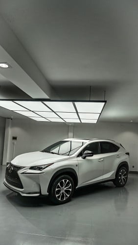 Lexus NX200T F-Sport 2015