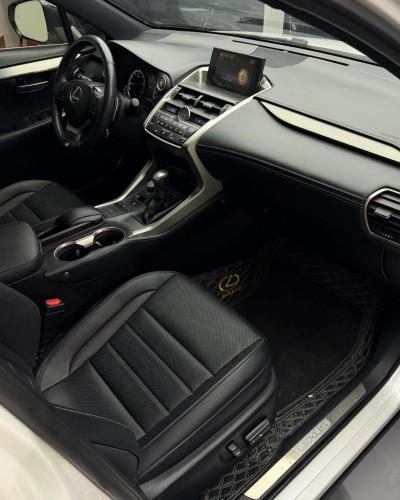 Lexus NX200T F-Sport 2015