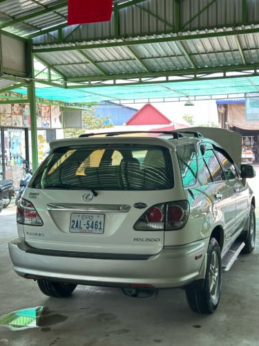 Lexus RX300