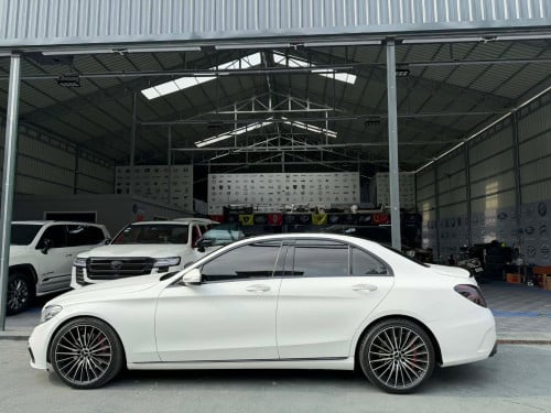 Mercedes-Benz 2015 4MATIC