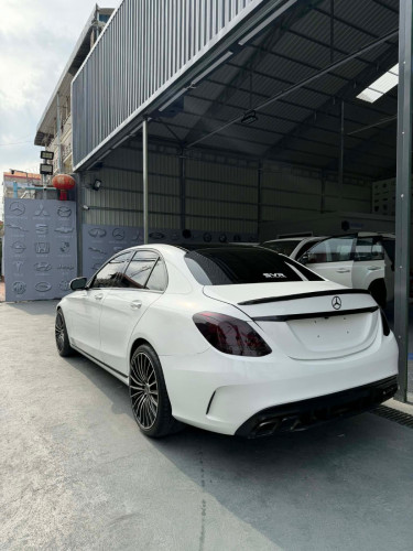 Mercedes-Benz 2015 4MATIC