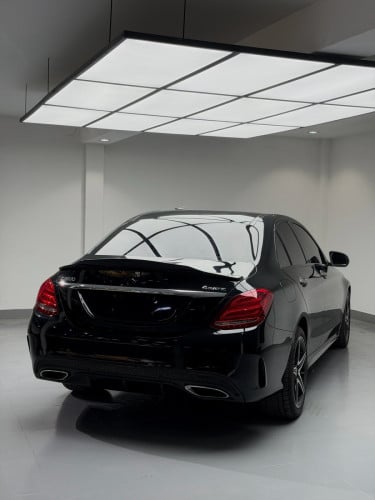 Mercedes Benz C300 AMG 2015