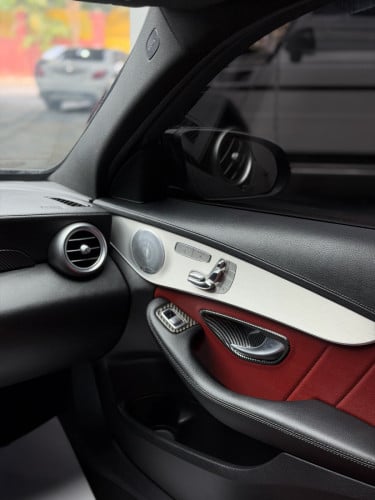 Mercedes Benz C300 AMG 2015