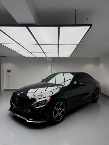 Mercedes Benz C300 AMG 2015