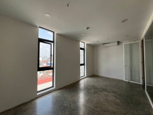 Office for rent at TK near TK market (of-145) ការិយាល័យជួលនៅទួលគោក ទំហំ 25 ម៉ែត្រការ៉េ​
