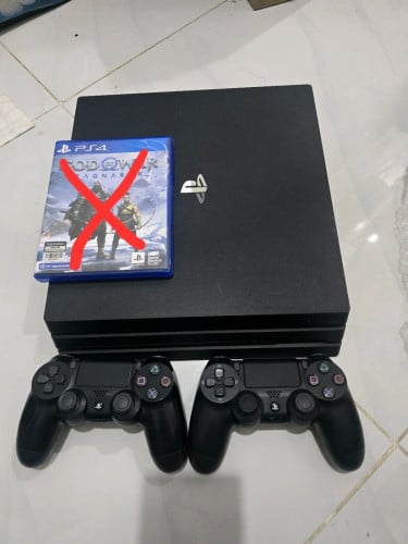 PS4 pro  no JB នៅស្អាតមានដៃ២