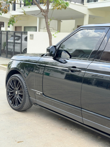 Rang Rover LWB 2014