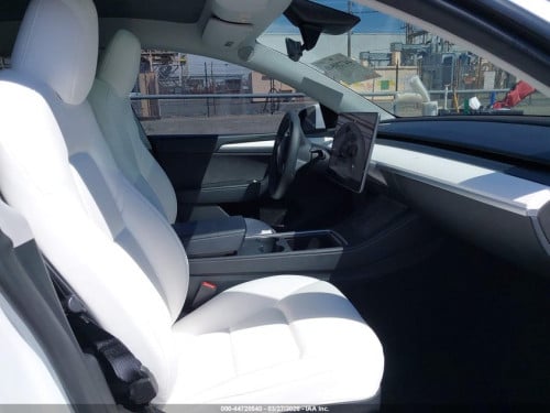 Tesla Model Y 2024 Long Rang Doul Motor All Wheel Drive