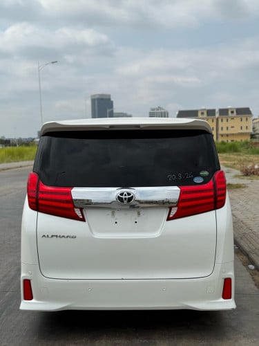 TOYOTA ALPHARD 2015សាងបាន34900$