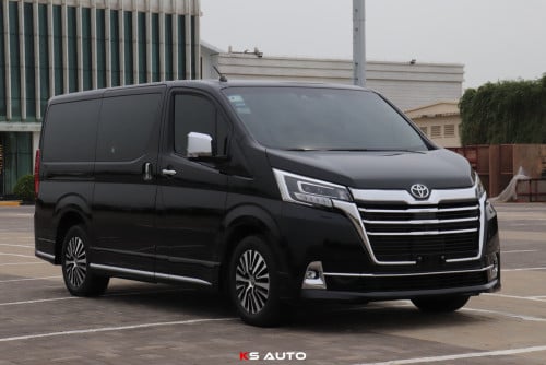 TOYOTA GRANVIA VIP Class 2023
