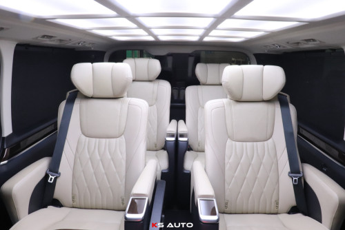 TOYOTA GRANVIA VIP Class 2023