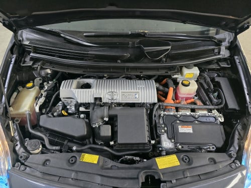 Toyota Pruis 2013 Plug-in Hybrid
