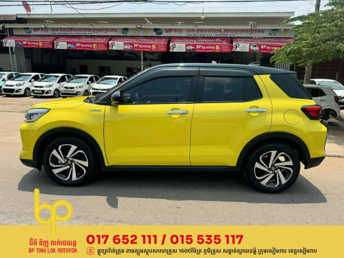Toyota Raize 2023 ដំបូលខ្មៅ