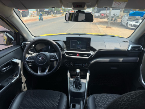 Toyota Raize 2023 ដំបូលខ្មៅ