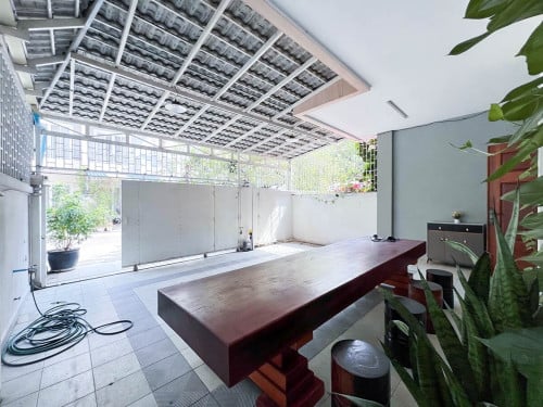 Twin Villa with 4 Bedrooms for Rent Near NISC, St. 2004