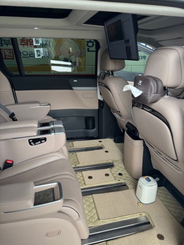 Xpeng X9 Performance 2025 (Top option)