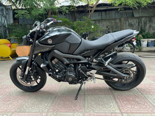 YAMAHA MT-09 លក់4400$ ចចាបាន ឆ្នាំ2019 រឺវៃដូជាមួយ ស្ព័ 😍