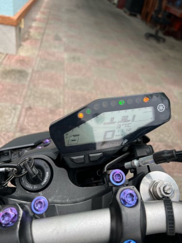 YAMAHA MT-09 លក់4400$ ចចាបាន ឆ្នាំ2019 រឺវៃដូជាមួយ ស្ព័ 😍