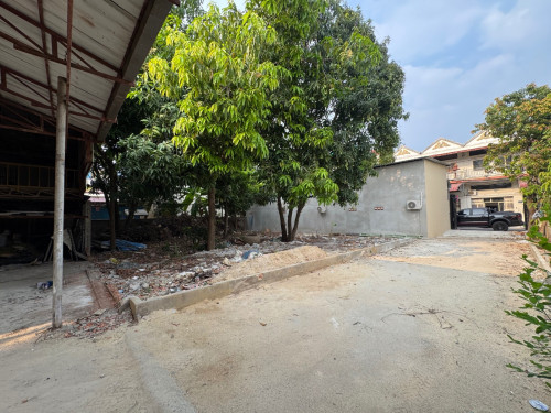 ដី លក់