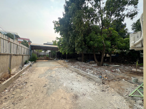 ដី លក់