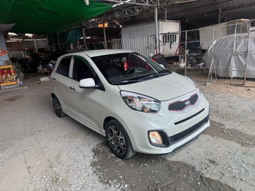 ជាប្រភេទឡានហ្វូលអប់សិនពេញ ត្រូវថ្លៃ គ្នារ ហ្វឺផ្លាក់លេខជូន