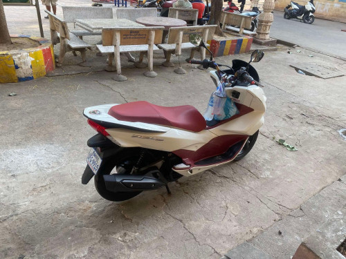 ម៉ូតូមួយទឹក