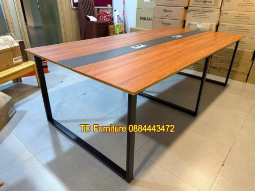 តុប្រជុំ ខ្នាត 120*240cm ធានាគុណភាព1 ឆ្នាំ