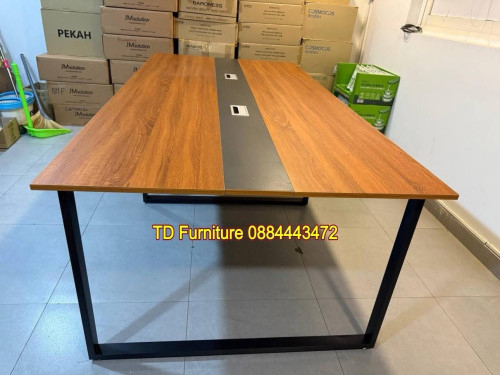 តុប្រជុំ ខ្នាត 120*240cm ធានាគុណភាព1 ឆ្នាំ