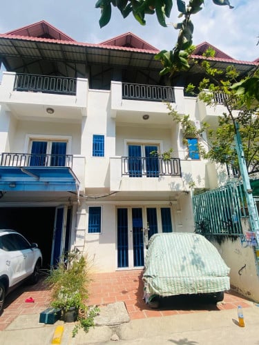 #ផ្ទះជួល មុខព្រលានពោធិ៍ចិនតុង 230$/ខែ