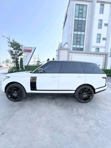$27,500 Range Rover Vogue 2013