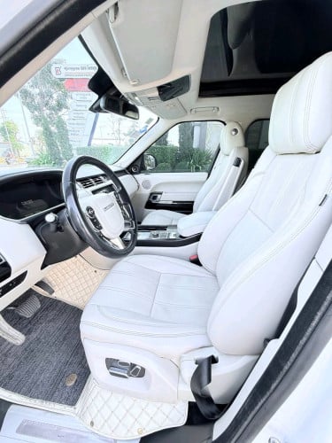 $27,500 Range Rover Vogue 2013