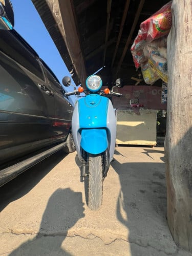 ម៉ូតូលក់បងៗ380$
